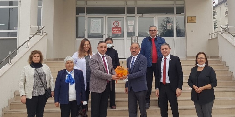 ÖĞRETMENLER GÜNÜNÜ KUTLADILAR