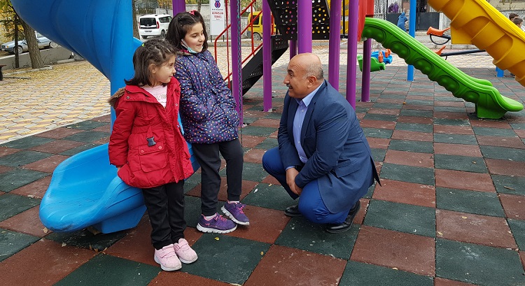 BAYAT’TA PARK SAYISI ARTIYOR