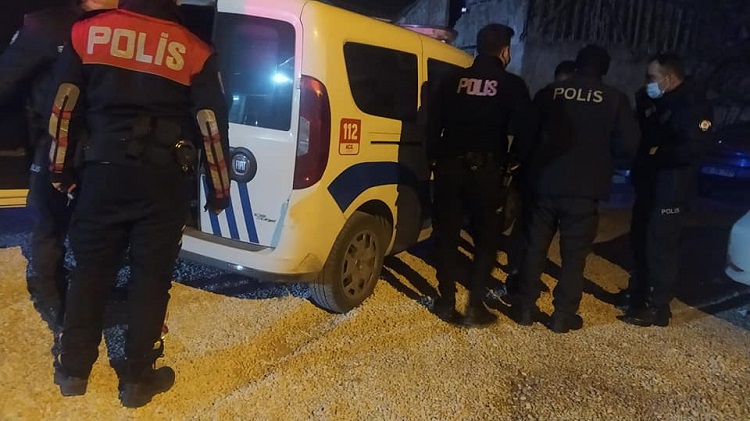 BIÇAKLI KAVGADA 1 KİŞİ BIÇAKLANDI