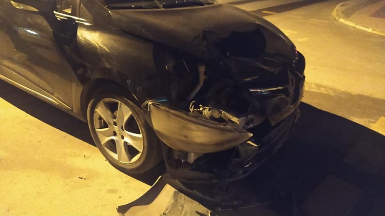 MOTOSİKLET SÜRÜCÜSÜ KAZADA YARALANDI