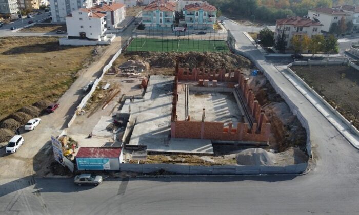 YÜZMA HAVUZLARINDA HUMMALI ÇALIŞMA