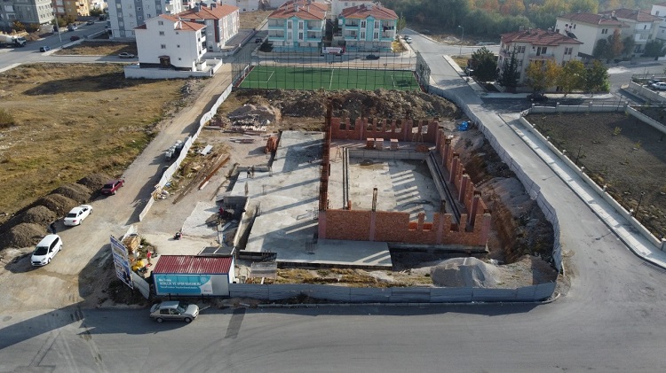 YÜZMA HAVUZLARINDA HUMMALI ÇALIŞMA