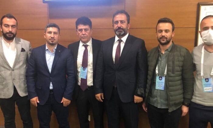 SOLAK FEDERASYON YÖNETİMİNE SEÇİLDİ