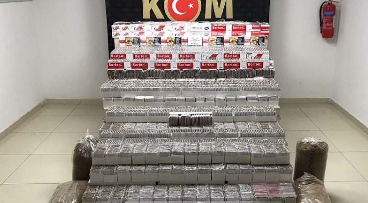 125 BİN KAÇAK MAKARON ELE GEÇİRİLDİ