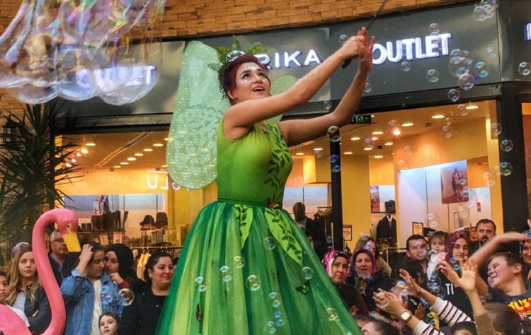 AHL PARK AVM ÇOCUKLARI BEKLİYOR