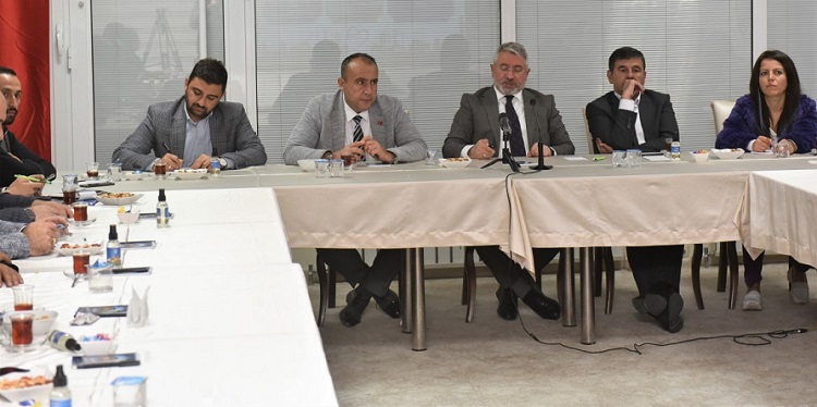 YAPILANLARI MECLİS ÜYELERİNE ANLATTI