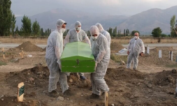 3 HEMŞERİMİZ VİRÜSE YENİLDİ