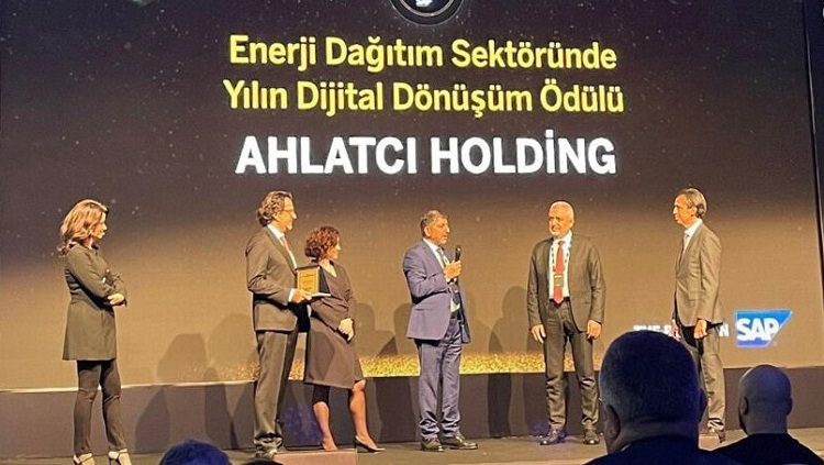 AHLATCI HOLDİNG’E BİR ÖDÜL DAHA
