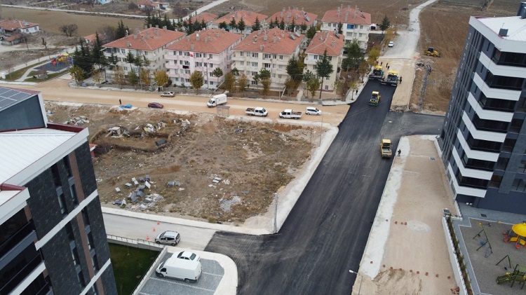 ASFALT ÇALIŞMALARI DEVAM EDİYOR