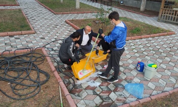 MYO ÖĞRENCİLERİNDEN ÖRNEK DAVRANIŞ