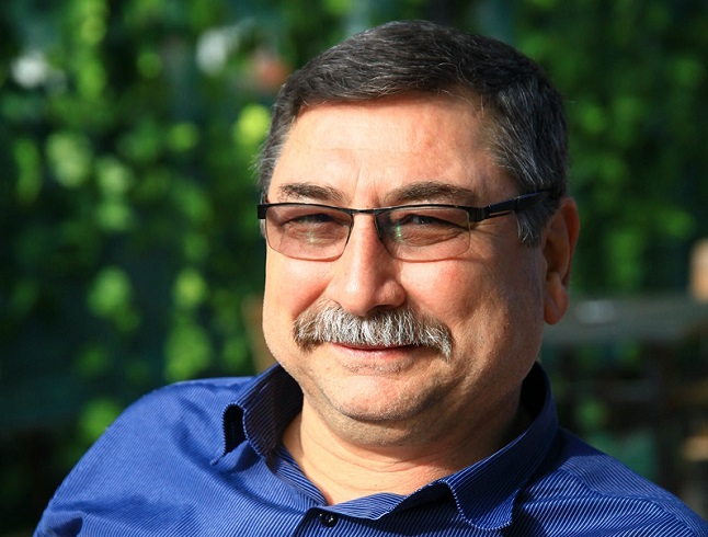 DİŞ HEKİMİ VİRÜSE YENİLDİ