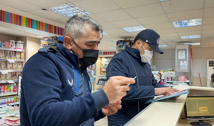 MARKETLERDE GIDA DENETİMLERİ SÜRÜYOR