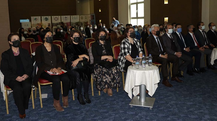 KADIN KOOPERATİFLERİ KURUMSALLAŞIYOR