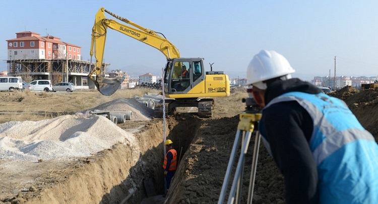 76 BİN 100 METRE ALTYAPI YAPILDI