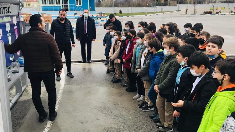 ÖĞRENCİLER GÖREREK ÖĞRENDİ