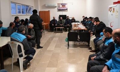 GÜN AĞIRMADAN İŞÇİLER İLE BULUŞTU