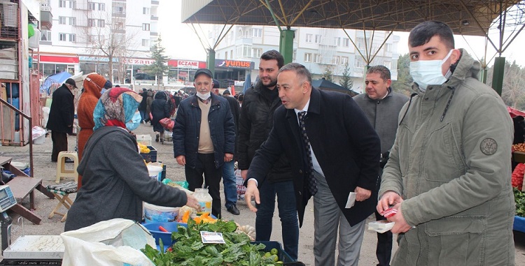 CUMA PAZARININ ETRAFI KAPATILSIN
