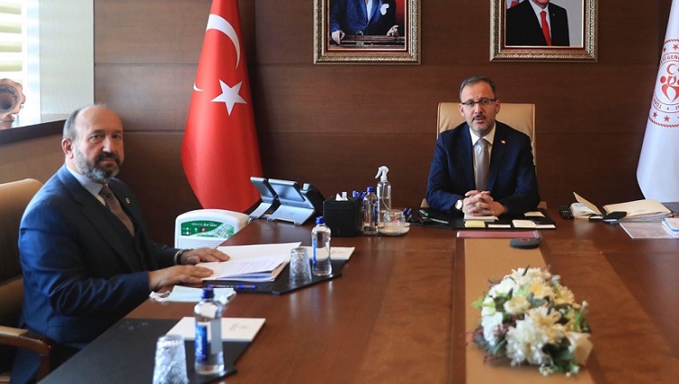 ÇORUM’UN TALEPLERİNİ BAKAN’A İLETTİ