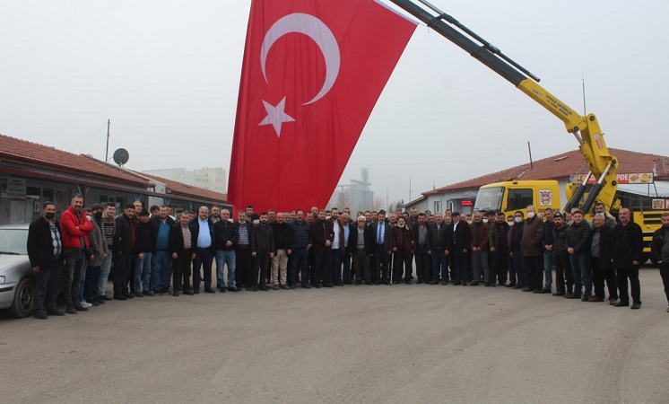 TAHSİN ŞAHİN’E BÜYÜK DESTEK