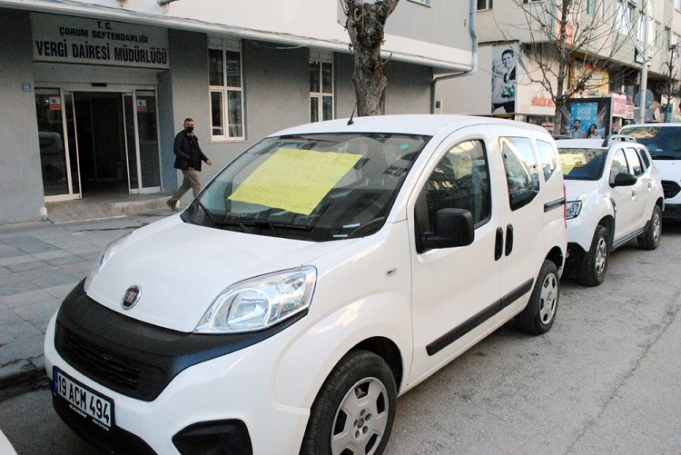 ÇORUMLU İŞADAMINDAN SESSİZ EYLEM