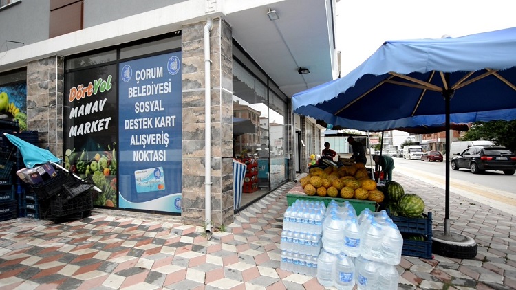 HALKA HİZMET HAKKA HİZMETTİR