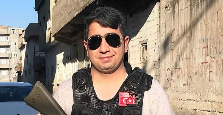 ÇORUMLU POLİS SEVENLERİNİ ÜZDÜ