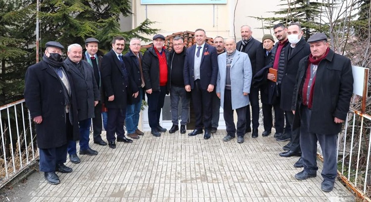 ÇOCUKLARA BOT VE MONT YARDIMI