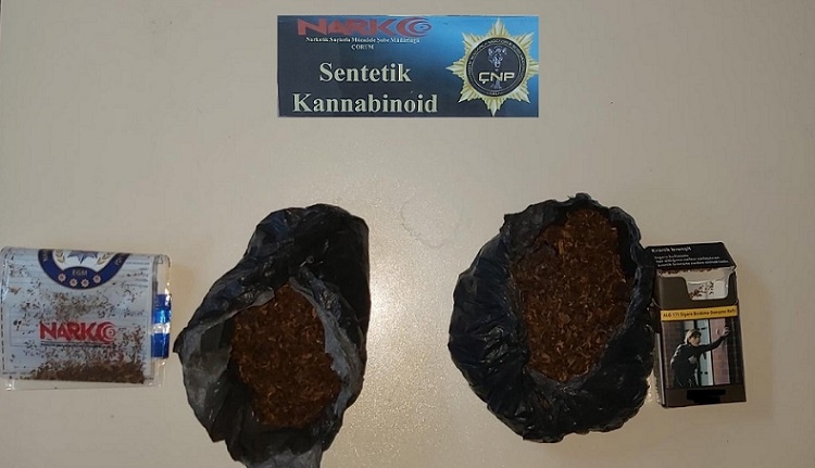 UYUŞTURUCU TACİRLERİ YAKALANDI
