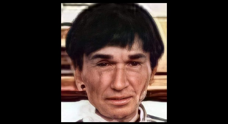 EVİNDE ÖLÜ BULUNDU!