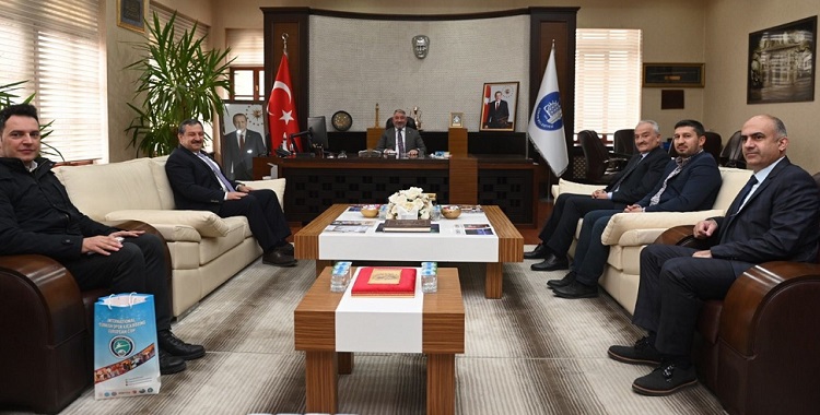 KİCK BOKS ŞAMPİYONASINA DAVET ETTİLER