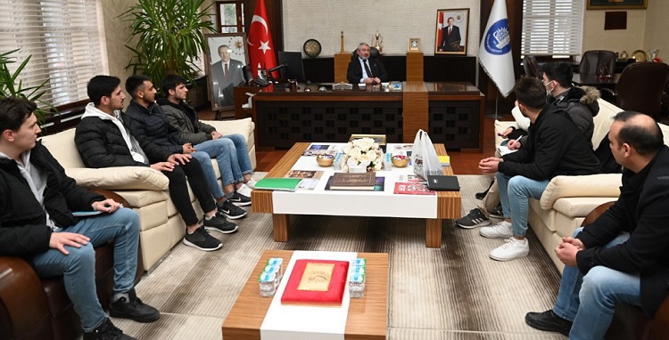 AŞGIN’DAN ÖĞRENCİLERE BELEDİYECİLİK DERSİ