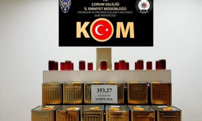 SAHTE BAL İLE YAKALANDILAR