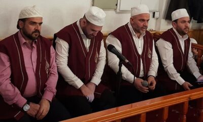 ENDERUN USÜLÜ TERAVİH NAMAZI BAŞLADI