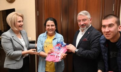 AŞGIN’DAN TAKIMA PALET HEDİYESİ