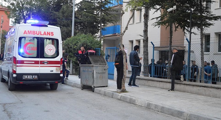 16 YAŞINDA HAYATINA SON VERDİ