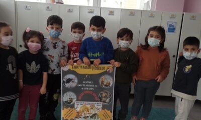 MİNİKLER ONLARI AÇ BIRAKMADI