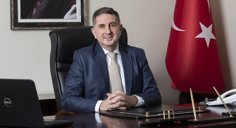 ERDEM ÇENESİZ GÜVEN TAZELEDİ