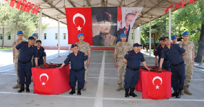 YEMİN EDEREK ASKER OLDULAR