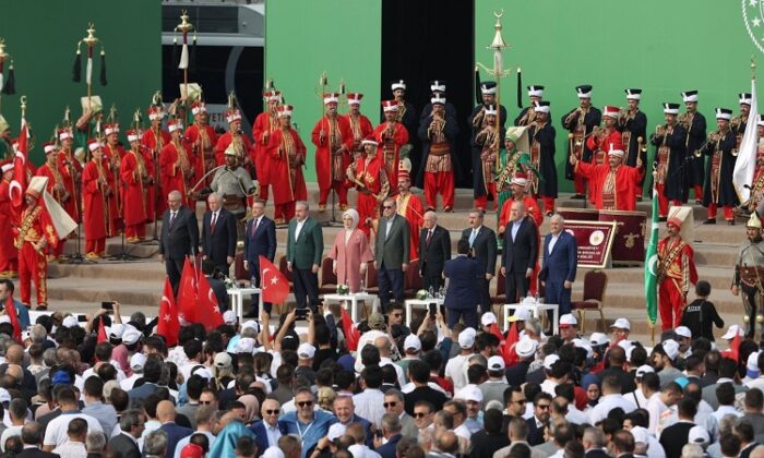 AŞGIN FETİH KUTLAMALARINA KATILDI