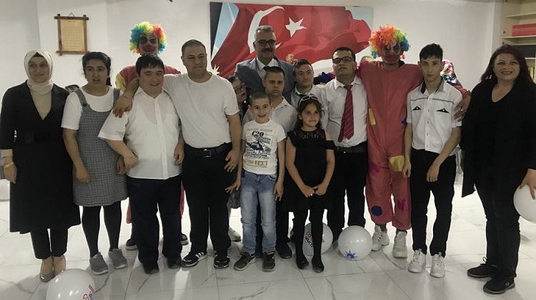 AK PARTİDE BİR İLK YAŞANDI