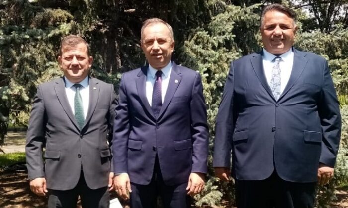 ÇORUM’U HAK ETTİĞİ YERLERE GETİRECEĞİZ
