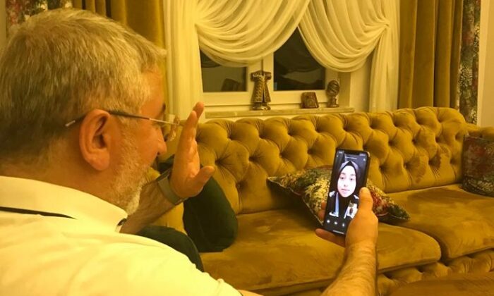 BAŞKAN ŞAMPİYONU KUTLADI