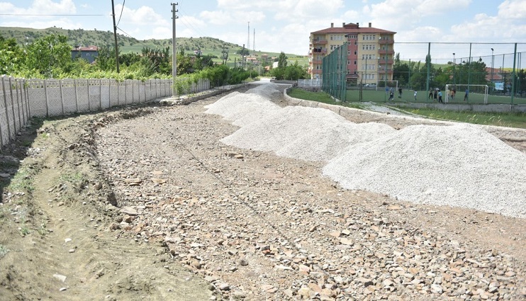 BOĞAZKALE’YE ASFALT DESTEĞİ