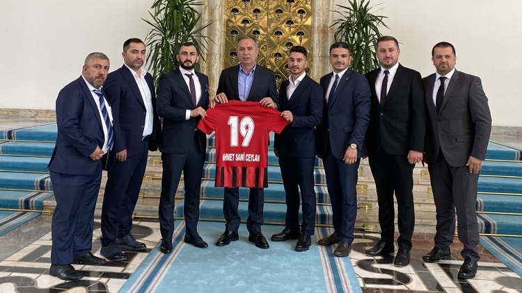 KULÜBÜN HER ZAMAN YANINDAYIZ