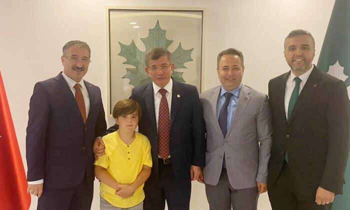 SEÇİM KAMPANYASI FİİLEN BAŞLADI