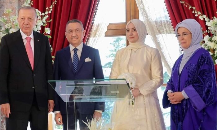 NİKAH ŞAHİTLERİ ERDOĞAN ÇİFTİ OLDU