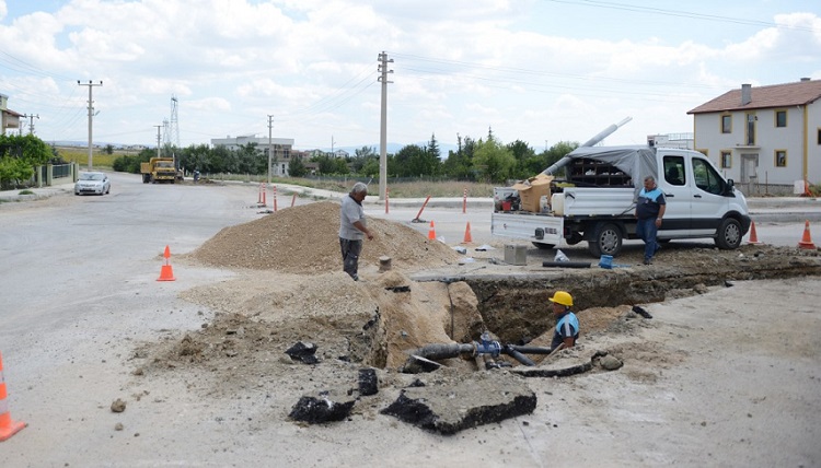 SLİMKENT İÇME SUYU HATTI YENİLENİYOR