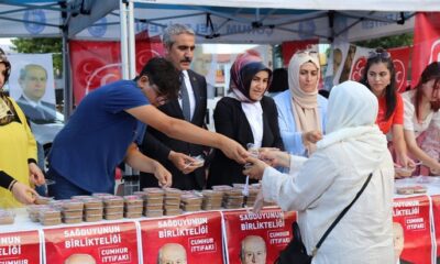 MHP’DEN VATANDAŞA AŞURE İKRAMI
