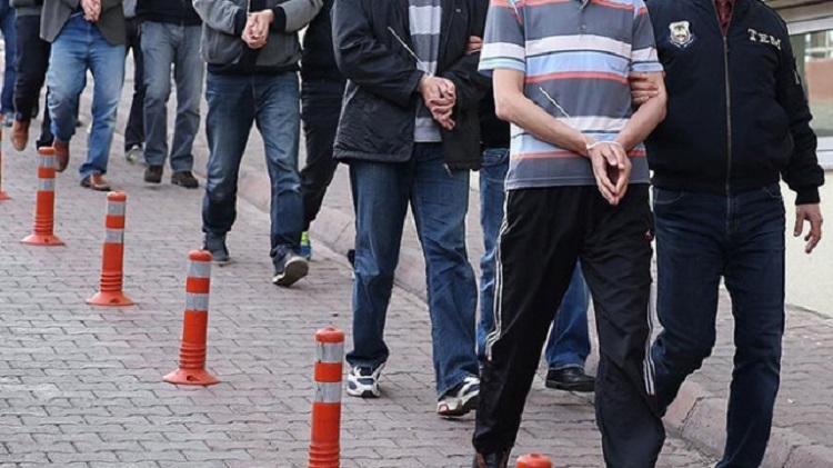 EMNİYETTEN KAÇAKÇILARA BÜYÜK OPERASYON