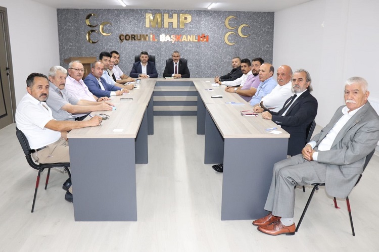 MHP’DEN İSTİFALARA SERT TEPKİ